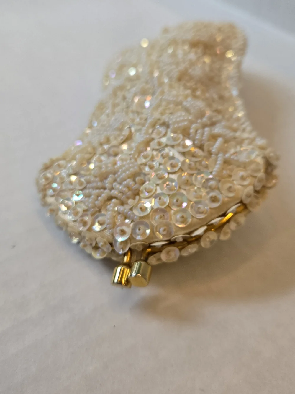 Vintage Ivory Beaded Kisslock Eye Glasses Case